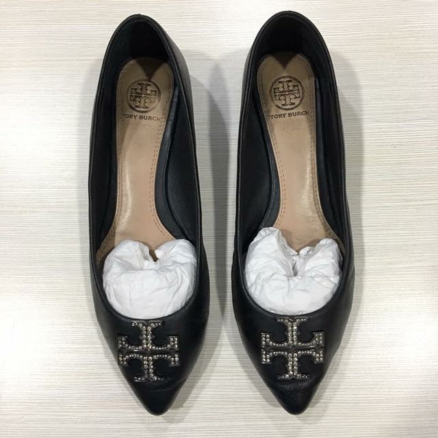Tory Burch pointed toe flats, Women's Fashion, Footwear, Flats & Sandals on  Carousell