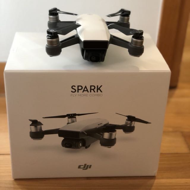 DJI Spark Fly More Combo