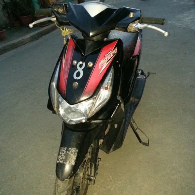 Honda Beat 2010 Mdl Aqrd 2011 All Stock Motorbikes On Carousell