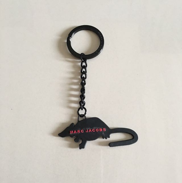 Marc Jacobs Key Holder, Men's Fashion, Watches & Accessories, Jewelry