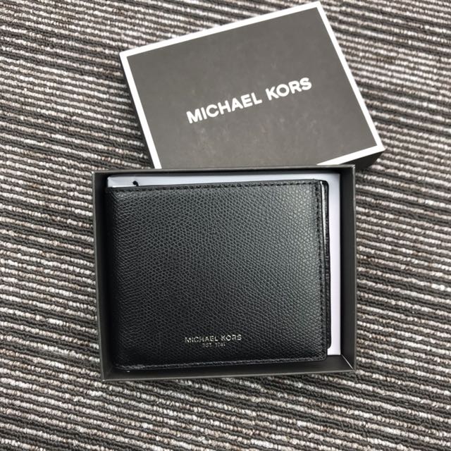 michael kors billfold wallet