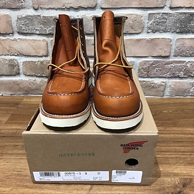 Red Wing 875 Size US 8D Factory second