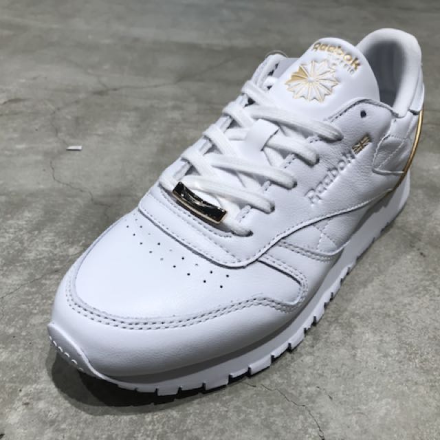 bs9878