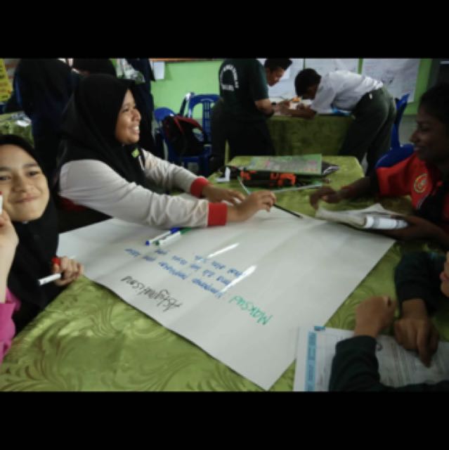 Whiteboard paper size manilakad, Hobbies & Toys, Stationery & Craft