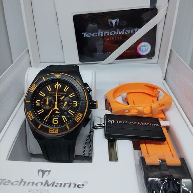 Technomarine night store vision
