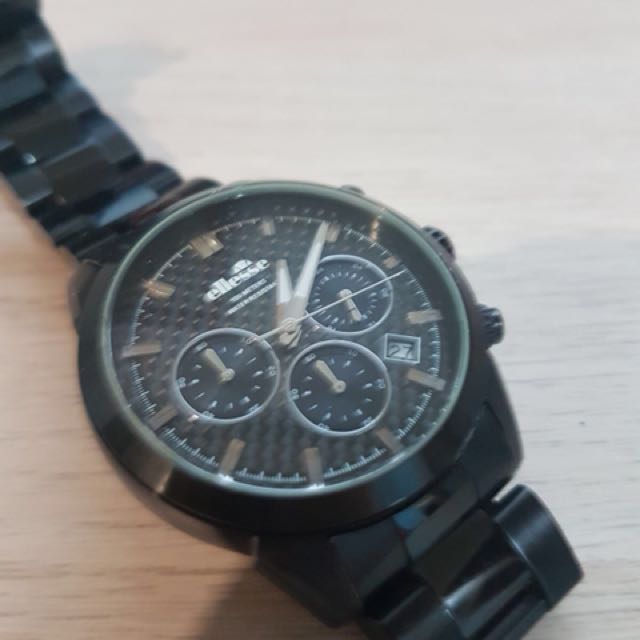 Ellesse watch, Mobile Phones & Gadgets, Wearables & Smart Watches on