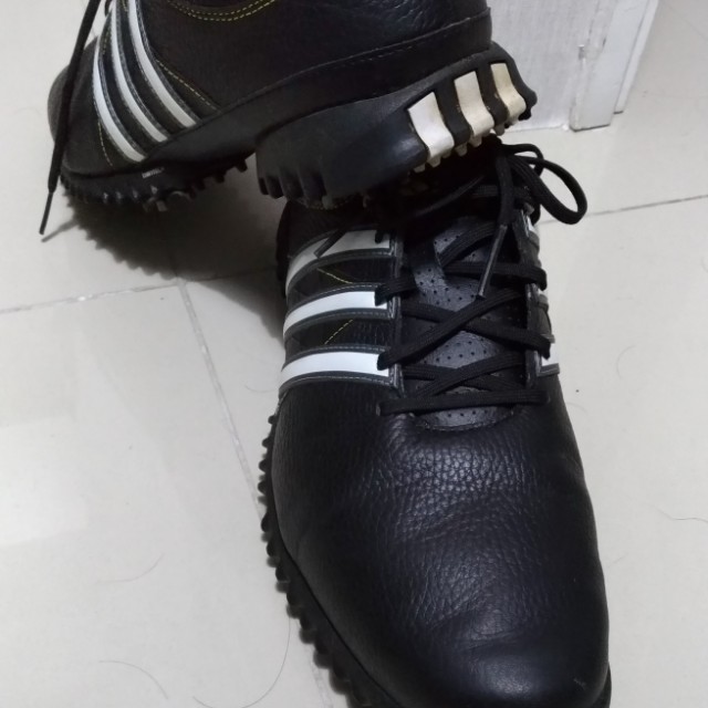 Jual Sepatu Golf Adidas Tour 360 Like New Size 43 5 Olah Raga Perlengkapan Olahraga Lainnya Di Carousell