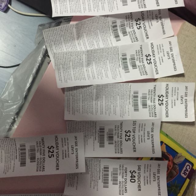 Voucher levis store