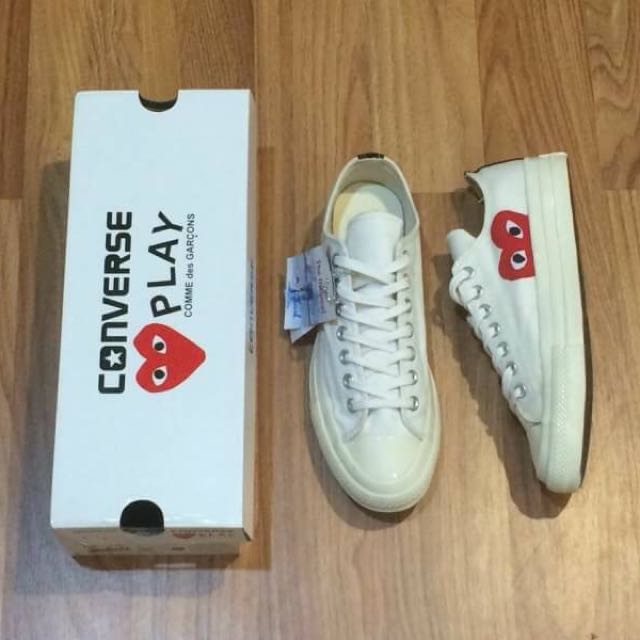 Converse play mirror top