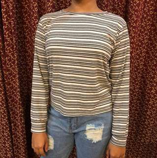 (2 for RM50)Striped Crip Top (Size M)