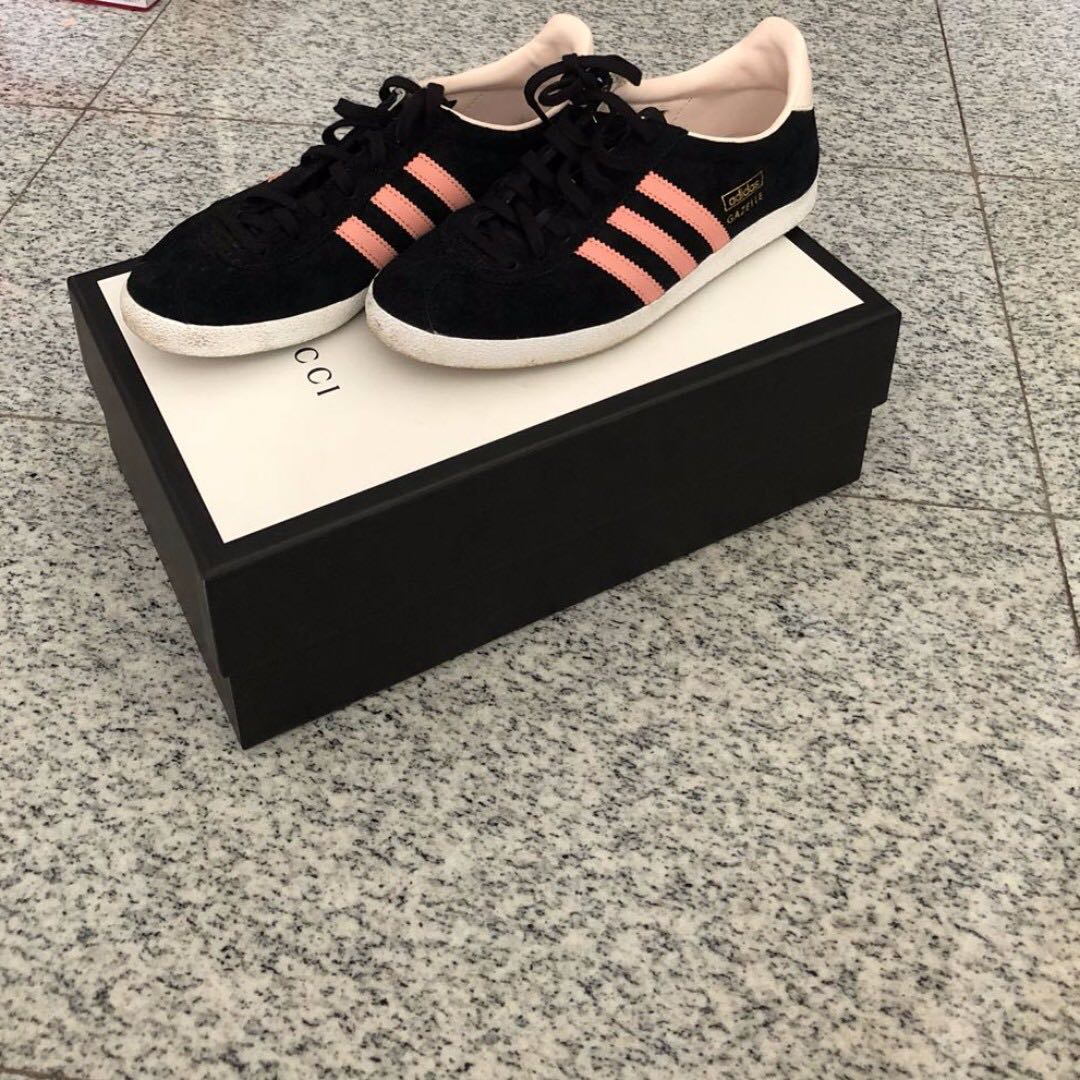 adidas gazelle black pink