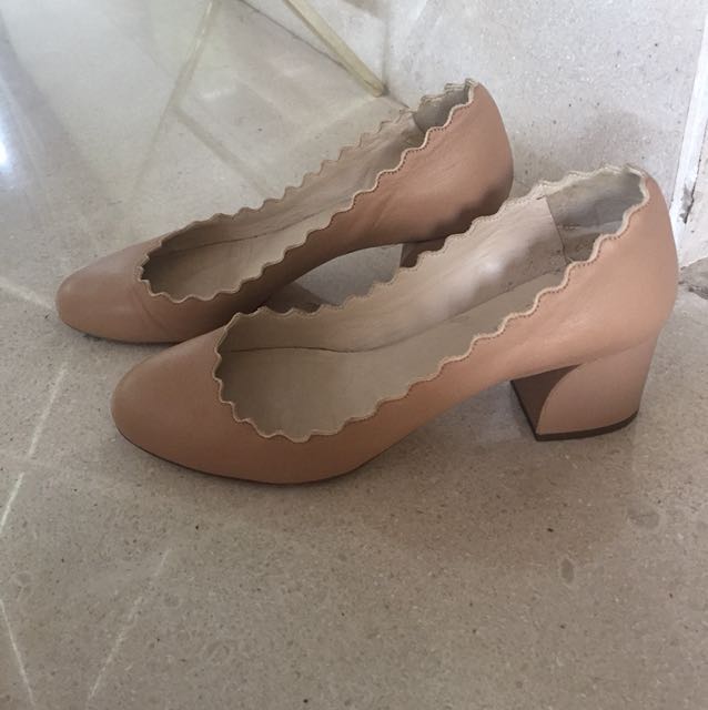 Chloe Scalloped Heel Shoe Size 35 Women s Fashion Footwear