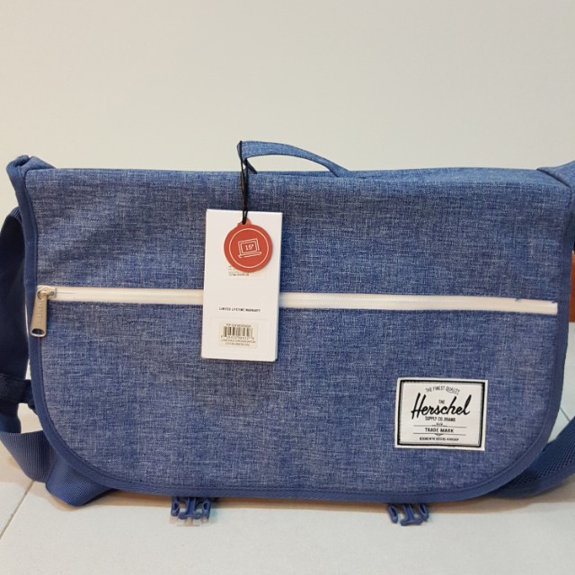 Herschel Messenger Bag, Men's Fashion, Bags, Sling Bags on Carousell