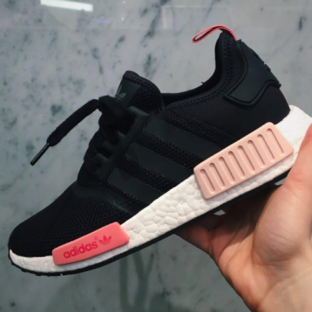 Nmd r1 core discount black peach pink