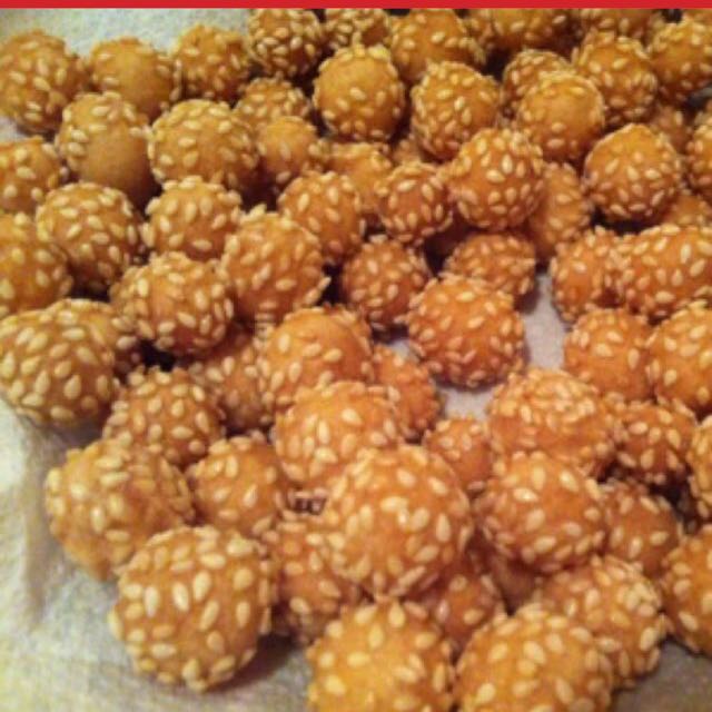 Kuih Bijan Kuih Rotan Food Drinks Baked Goods On Carousell