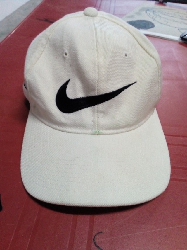 Nike Cap vintage, Men's Fashion, Watches & Accessories, Cap & Hats on ...