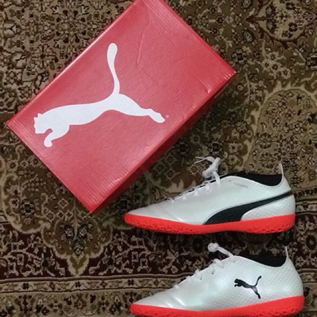 Puma futsal 2018 hot sale