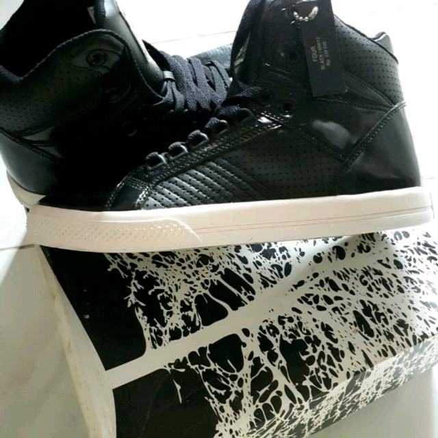 Tomkins High Top Sneaker Fesyen Wanita Sepatu Di Carousell