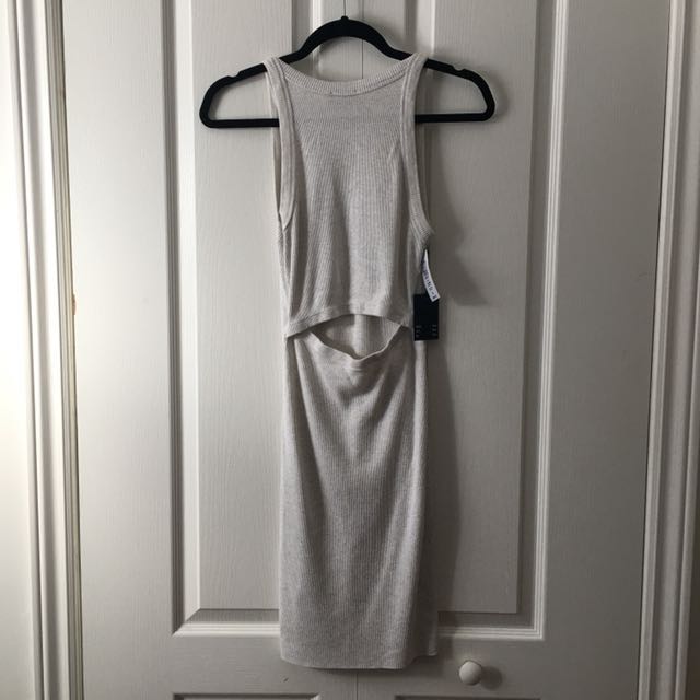 Aritzia Wilfred Free Yasmin Dress Sz S Women s Fashion Clothes