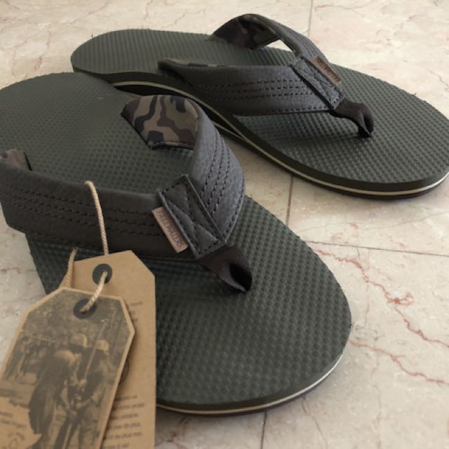 Free water slippers new arrivals