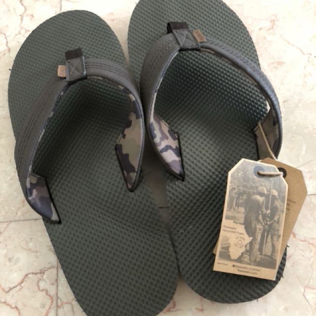 FreeWaters slippers Brand New euro size 42 Men s Fashion
