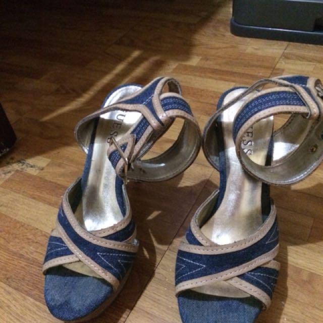 guess blue sandals