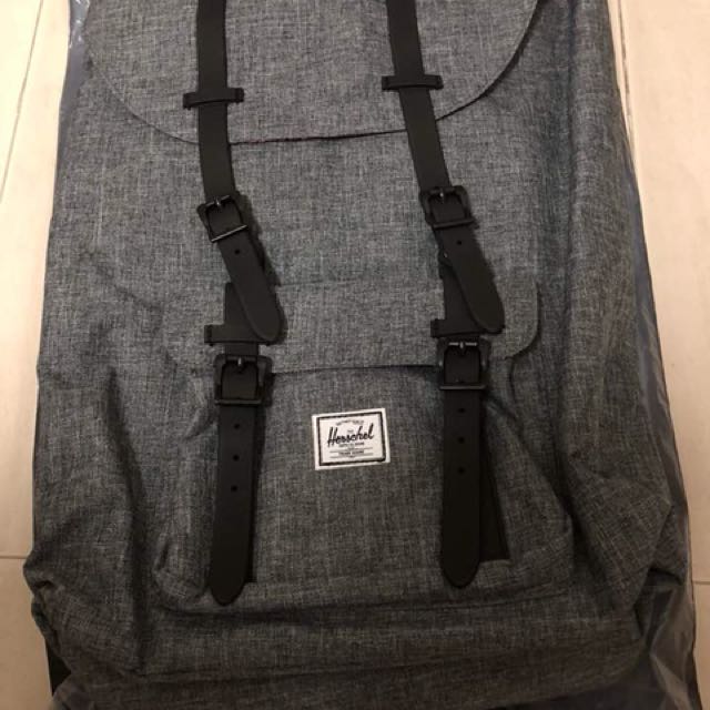 herschel little america raven