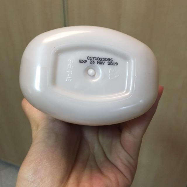 Human nature Kids Natural shampoo (Category: Other Baby Bathing & Changing Needs) located in Cebu City. Submitted by izacloset (Listing ID 152954666, Image 3). Description: .