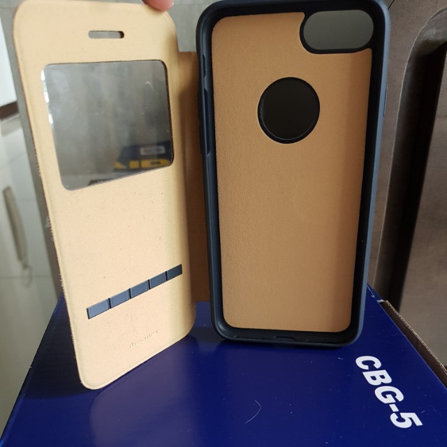 iphone 7 casing (Category: Other Mobile & Gadget Accessories) located in Singapore. Submitted by hidxxx (Listing ID 152863580, Image 2). Description: iphone 7 phone casing.Used-Condition 8/10.Colour-dark blue. Selling as no longer using iphone..