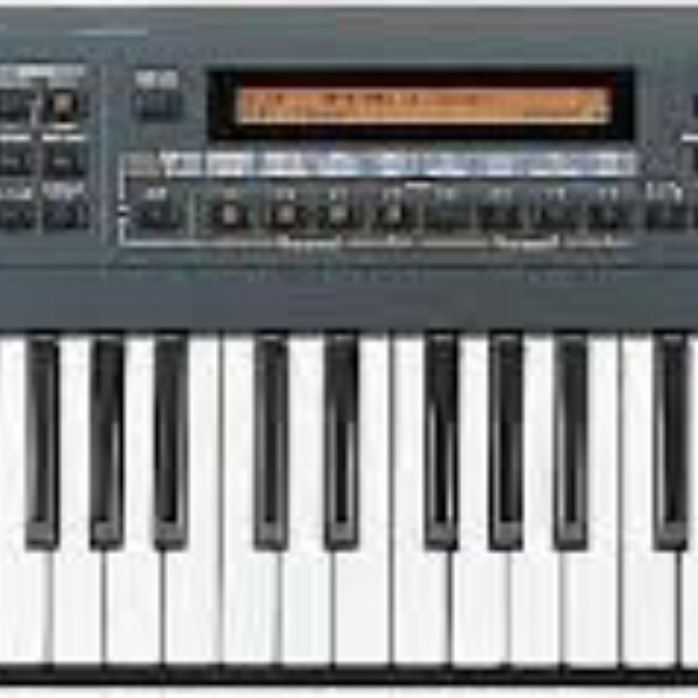 Keyboard Roland Xp 30 Music Media Music Instruments On Carousell