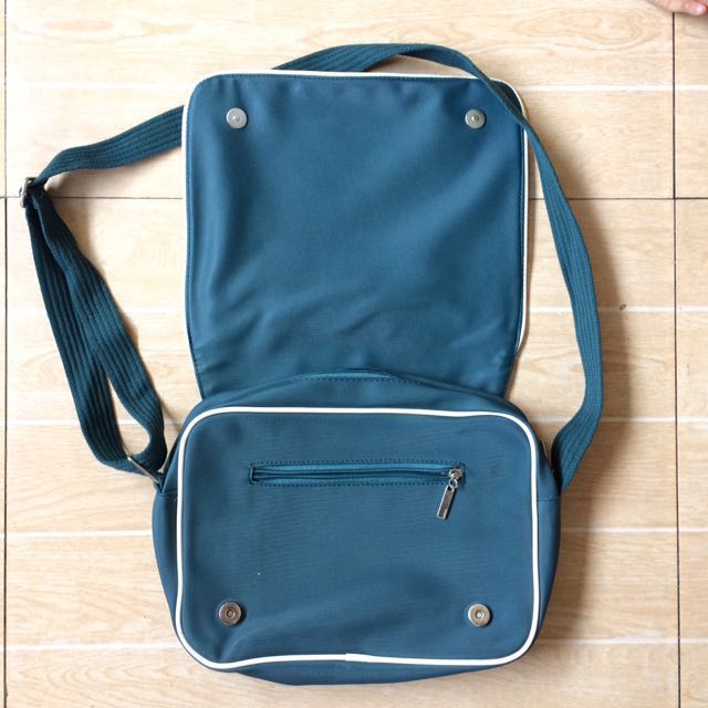 LACOSTE MADE IN KOREA, Men's Fashion, Bags, Briefcases on Carousell