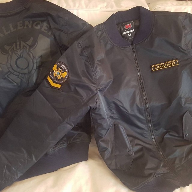 League of legends Challenger Jacket 2016, Toys & Games, Video Gaming, Gaming Accessories on