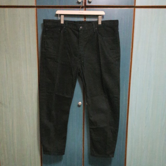 levis jeans size 42