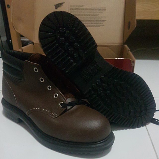 Red wing high boots hotsell