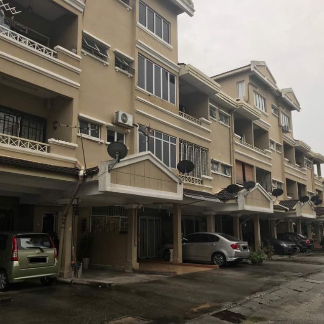Sri Mahligai Townhouse Seksyen 9 Shah Alam Property For Sale On Carousell Mendapat pengiktirafan dan dirasmikan menjadi bandaraya pada tahun 2000. sri mahligai townhouse seksyen 9 shah alam