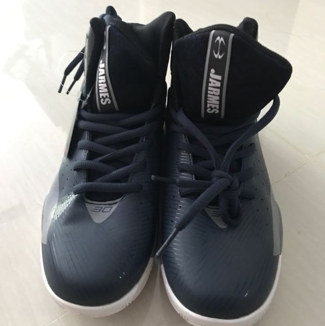 Fake curry shoes sales