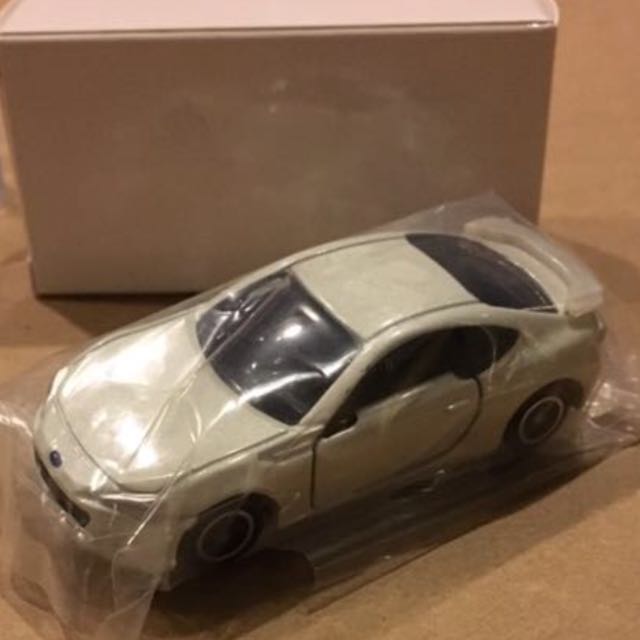 tomica subaru brz