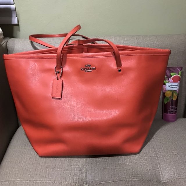 Authentic Coach Bag (Neverfull Style), Women's Fashion, Bags & Wallets