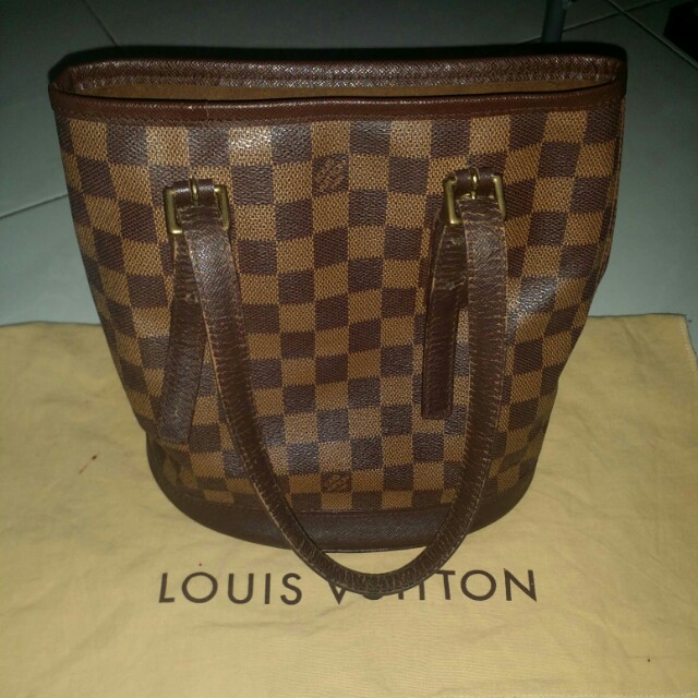 LV Damier Vintage Bucket Bag, Luxury, Bags & Wallets on Carousell