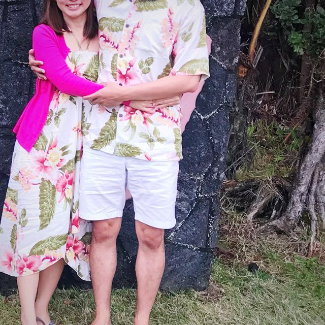 hawaiian couple dress