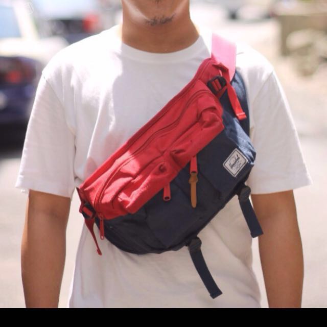 Herschel 18 sales hip pack