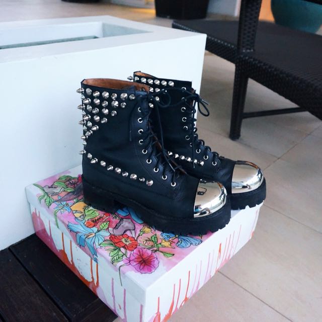 Jeffrey campbell combat boots store