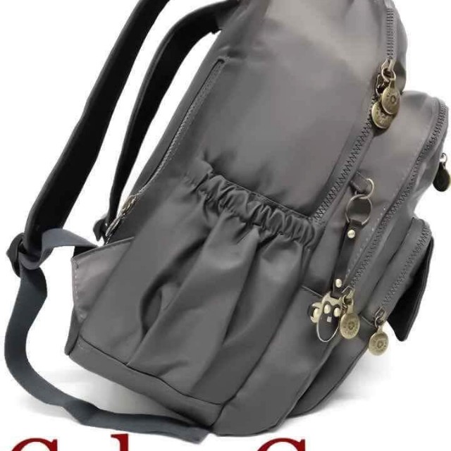 Kipling bag size 16 inches waterproof 5 compartment inside on Carousell