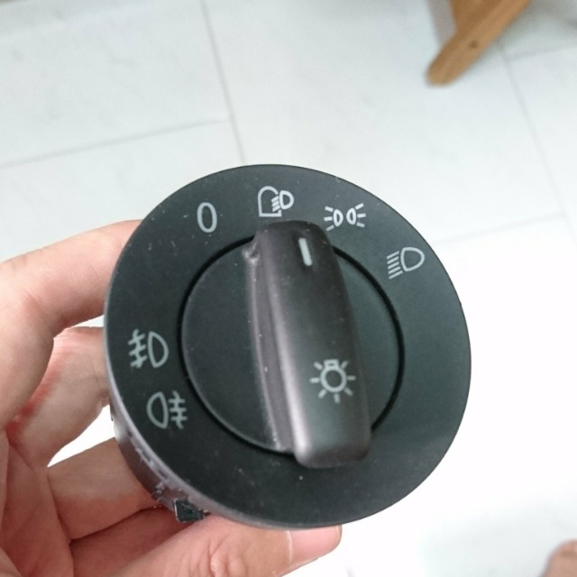 Mk5 light knob, Car Accessories on Carousell