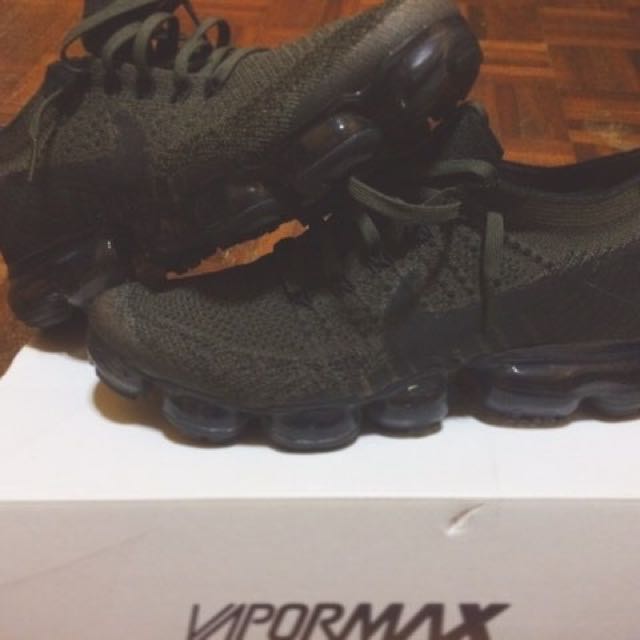 nike vapormax olive green