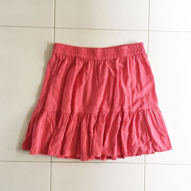 short flowy skirt