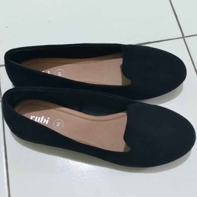Rubi Black Flat Shoes Sepatu Hitam
