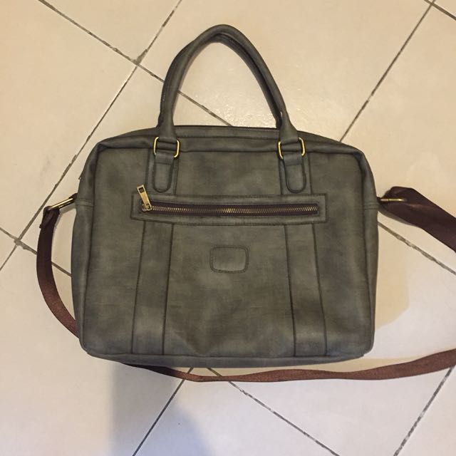 Salvatore Mann Laptop Bag, Men's Fashion, Bags, Briefcases on Carousell