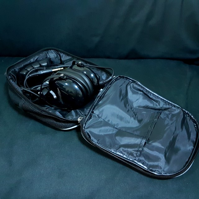 Skylite Aviation Headset Bag, Everything Else on Carousell