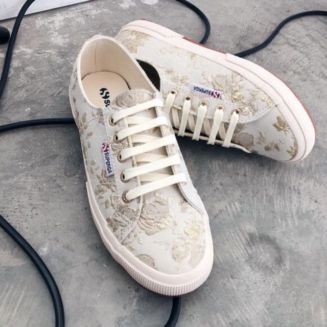 superga 2750 beige